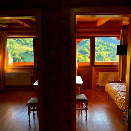 Privatna Sadiba Chalet 奥尔亚维奇克 外观 照片