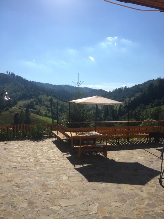Privatna Sadiba Chalet 奥尔亚维奇克 外观 照片